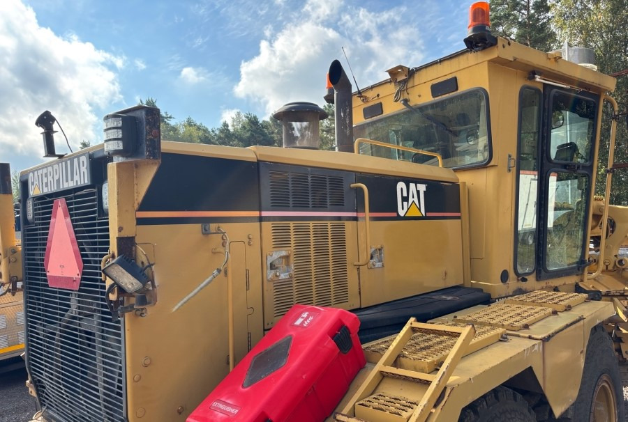 Порамнувач CATERPILLAR 140 H CE original German machine ready for work!: слика 22 Порамнувач CATERPILLAR 140 H CE original German machine ready for work!: слика 22