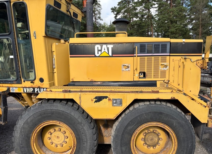 Порамнувач CATERPILLAR 140 H CE original German machine ready for work!: слика 21 Порамнувач CATERPILLAR 140 H CE original German machine ready for work!: слика 21