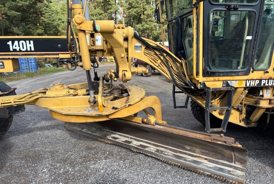 Порамнувач CATERPILLAR 140 H CE original German machine ready for work!: слика 20 Порамнувач CATERPILLAR 140 H CE original German machine ready for work!: слика 20