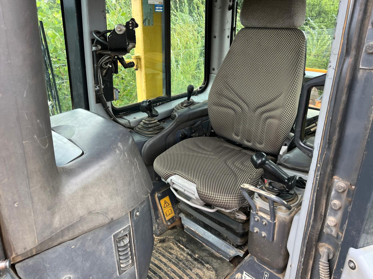 KOMATSU D 61 PX-15 Ripper 3Mtr.+Klima Deutsche Maschine! - Булдожер: слика 4 KOMATSU D 61 PX-15 Ripper 3Mtr.+Klima Deutsche Maschine! - Булдожер: слика 4