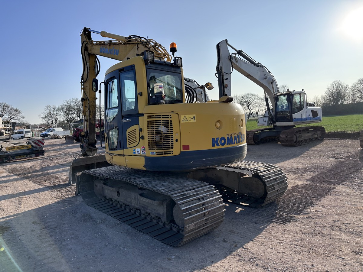 KOMATSU PC 138 US-8 Klima Zentralschmierung Top Zustand! - Багер гасеничар: слика 3 KOMATSU PC 138 US-8 Klima Zentralschmierung Top Zustand! - Багер гасеничар: слика 3