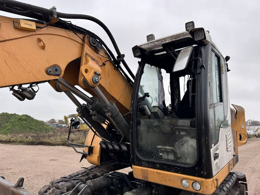 Liebherr 914 Compact for parts breaking dismantling - Багер гасеничар: слика 5 Liebherr 914 Compact for parts breaking dismantling - Багер гасеничар: слика 5