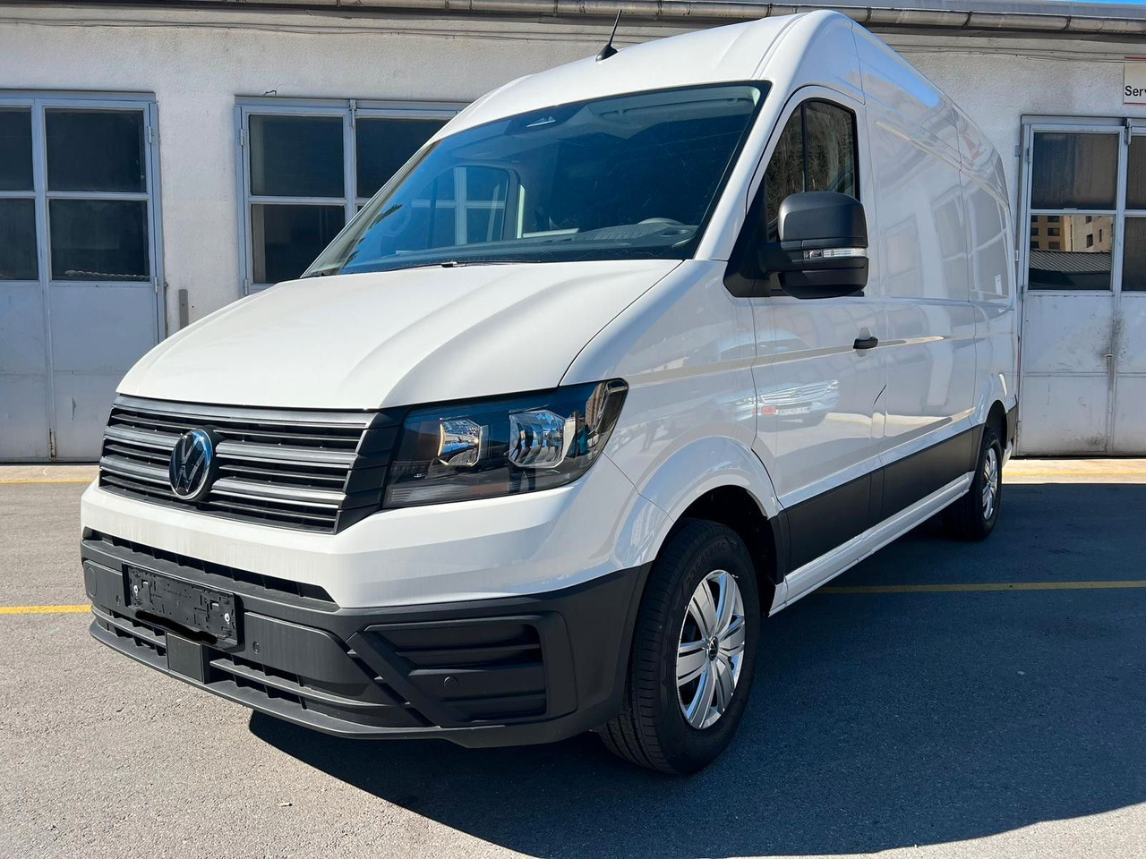 Volkswagen Crafter Kasten 35 L3H3 140 Kamera-Temp-Lager - Товарно комбе: слика 2 Volkswagen Crafter Kasten 35 L3H3 140 Kamera-Temp-Lager - Товарно комбе: слика 2