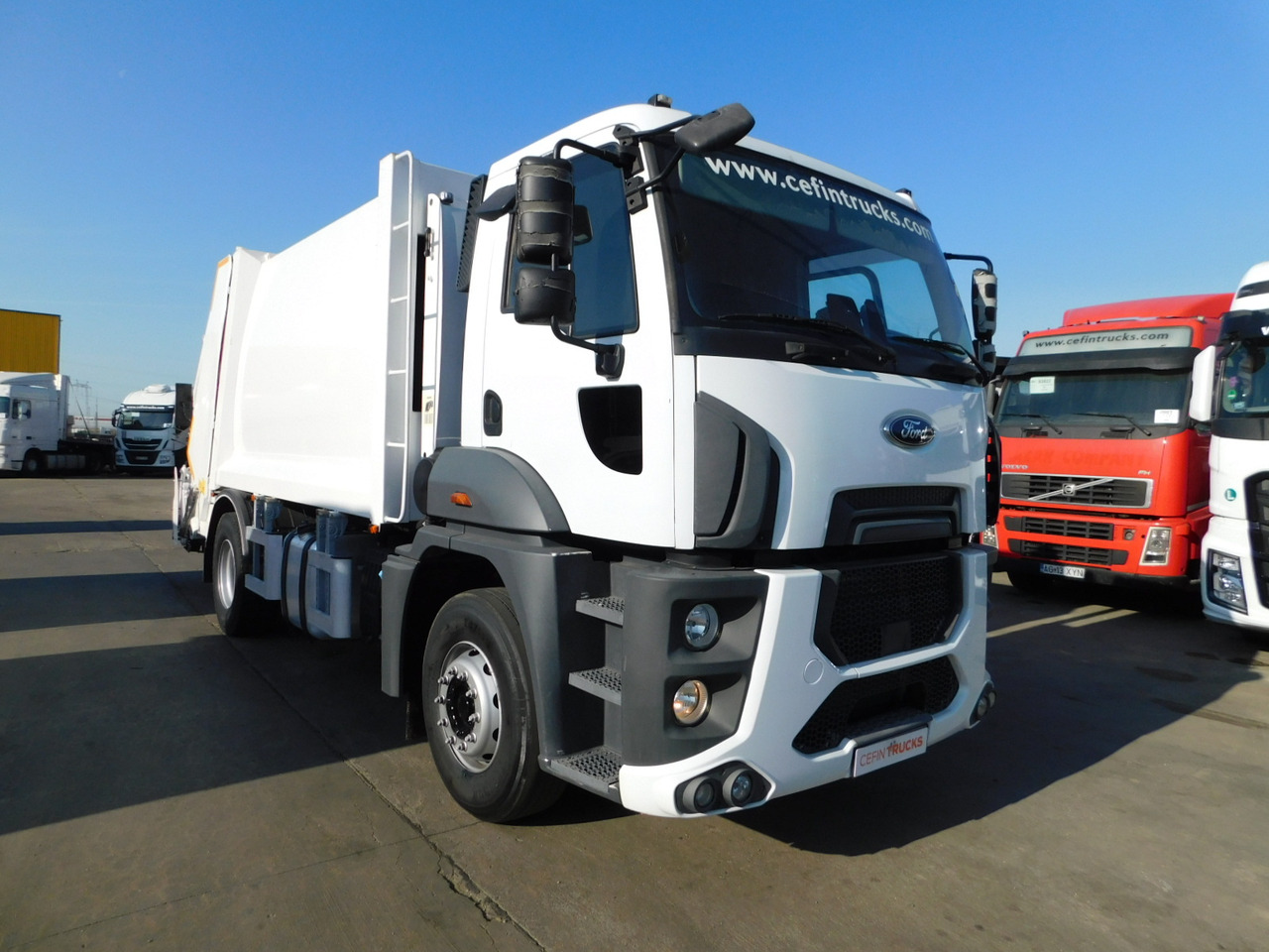 Ford 1833 4x2 dcab e6 9seso14409 - Камион за ѓубре: слика 2 Ford 1833 4x2 dcab e6 9seso14409 - Камион за ѓубре: слика 2