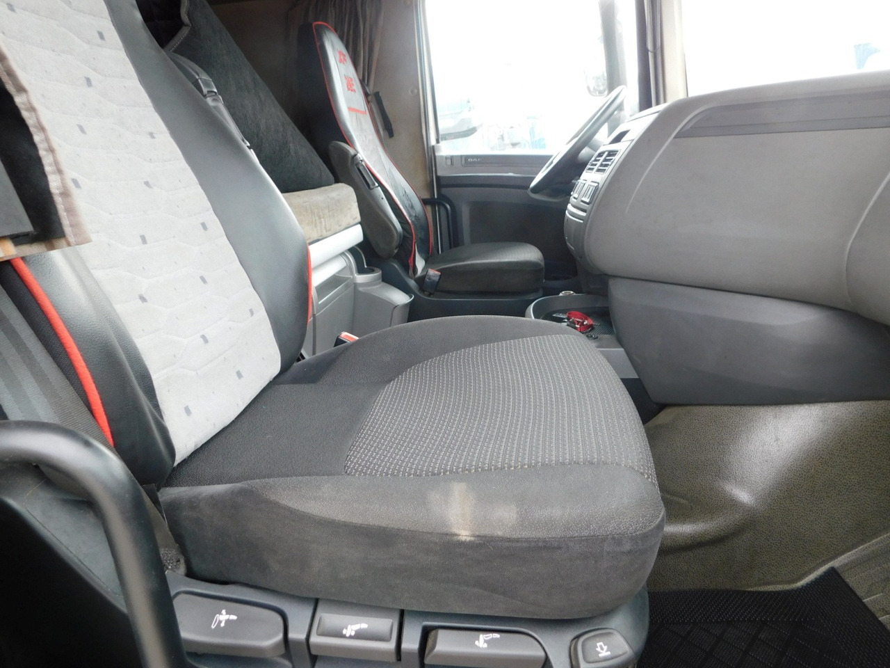 Daf Xf 460 ft - Камион влекач: слика 5 Daf Xf 460 ft - Камион влекач: слика 5