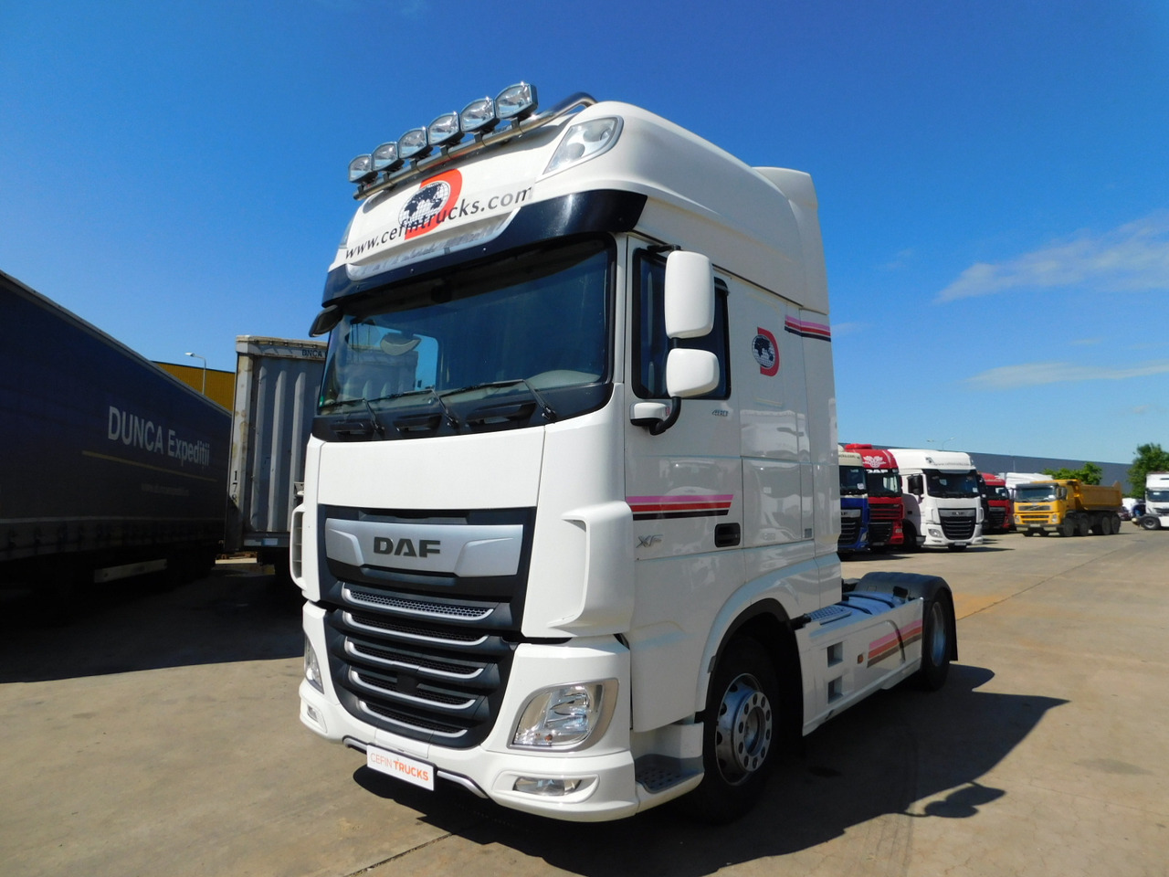 Камион влекач Daf Xf 480 ft: слика 1