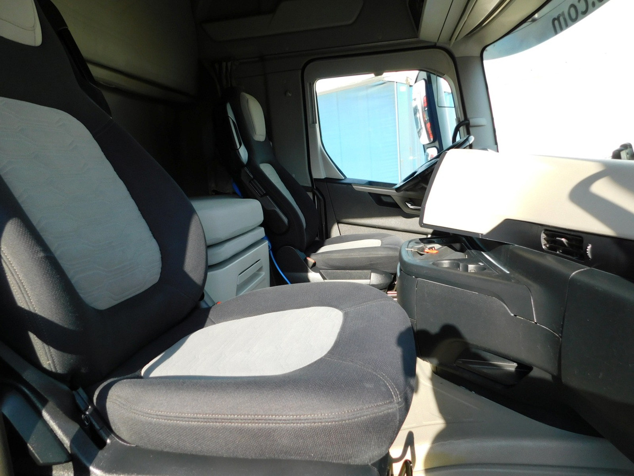 Ford F max ll 4x2 scab e6 12tx2620 - Камион влекач: слика 5 Ford F max ll 4x2 scab e6 12tx2620 - Камион влекач: слика 5