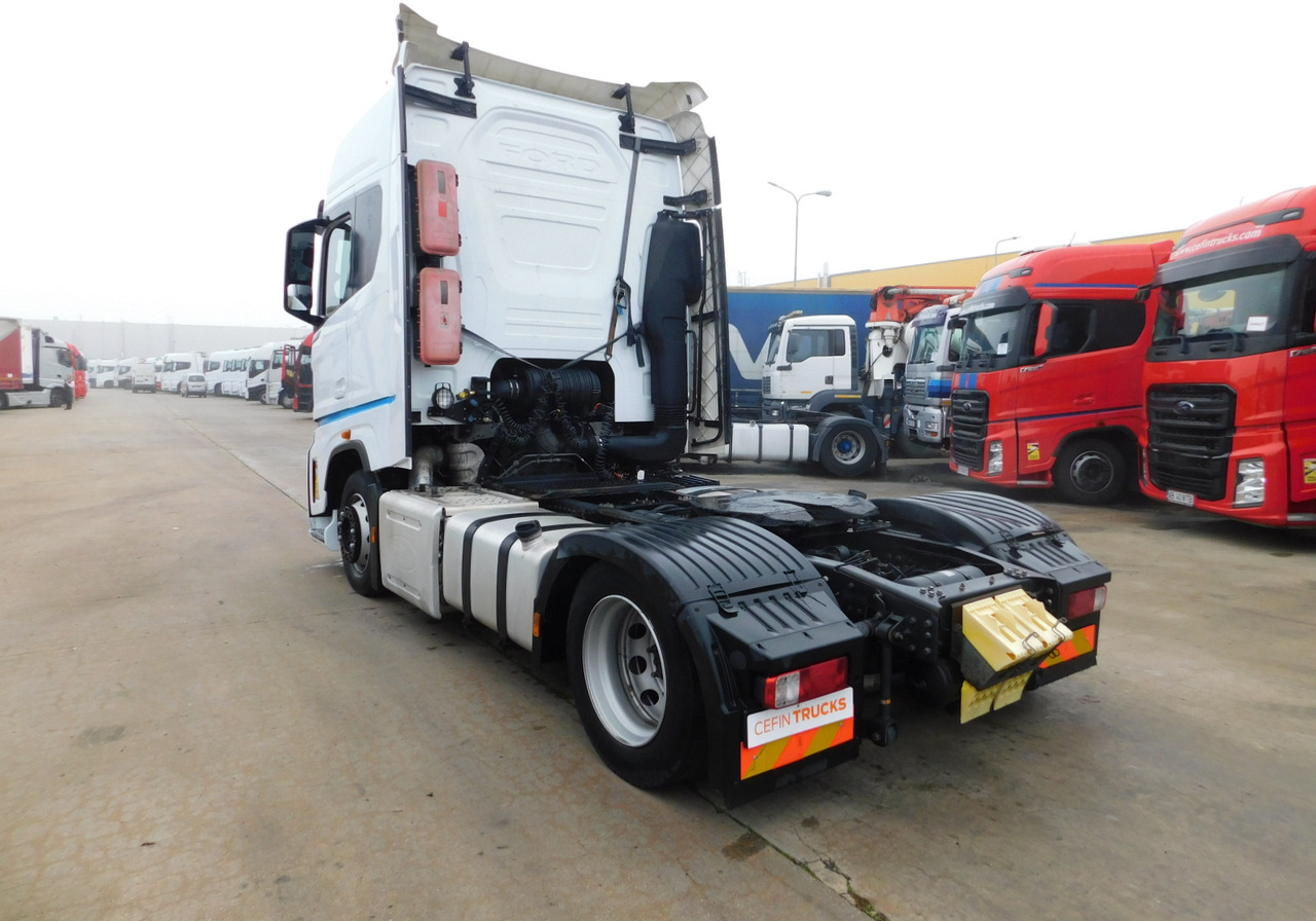 Ford F max ll 4x2 scab e6 12tx2620 - Камион влекач: слика 4 Ford F max ll 4x2 scab e6 12tx2620 - Камион влекач: слика 4