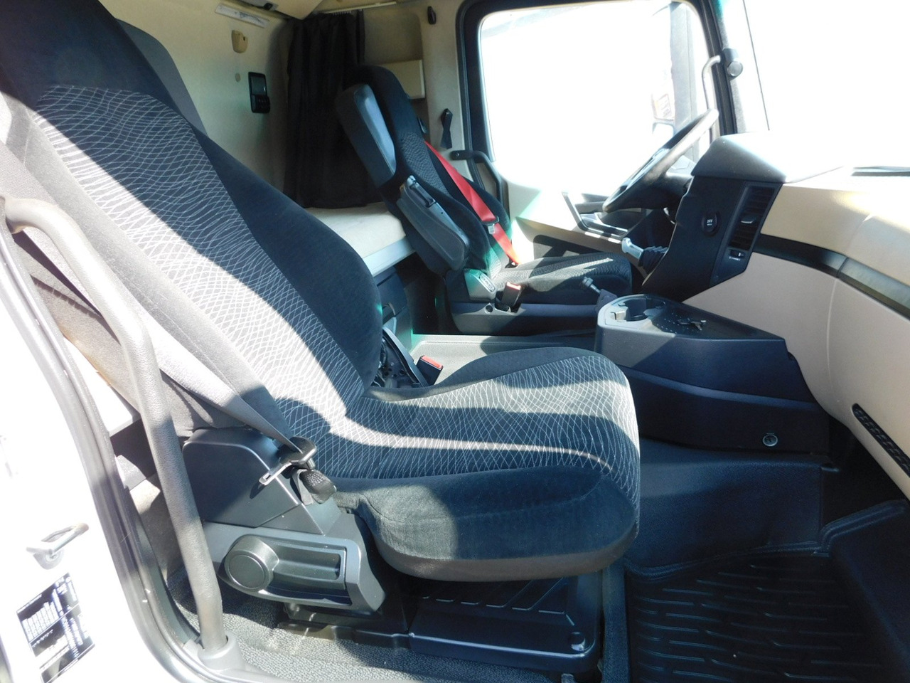 Mercedes Actros 1840 - Камион влекач: слика 5 Mercedes Actros 1840 - Камион влекач: слика 5