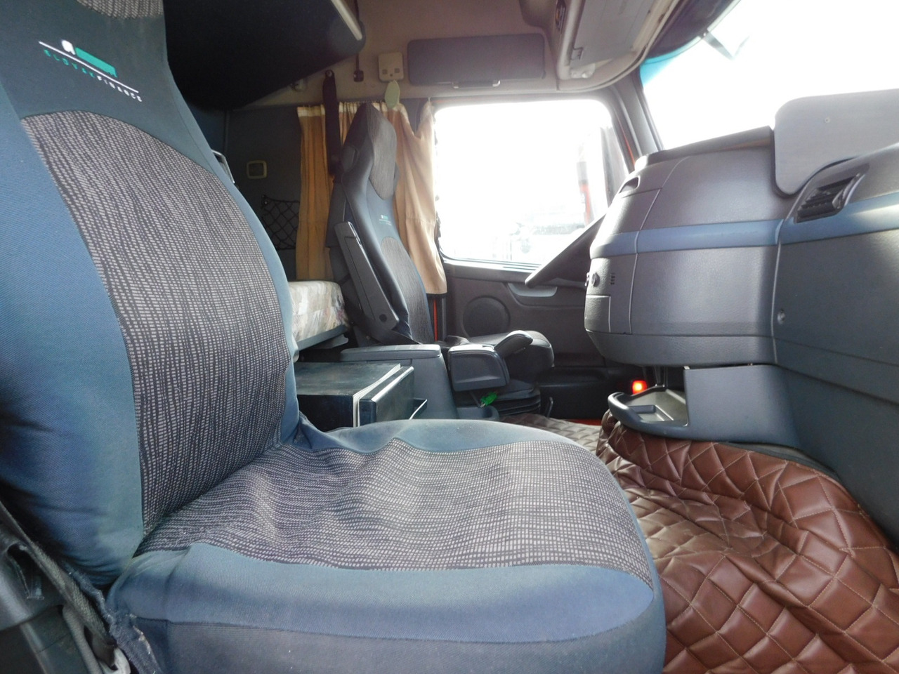 Volvo Fh 440 - Камион влекач: слика 5 Volvo Fh 440 - Камион влекач: слика 5