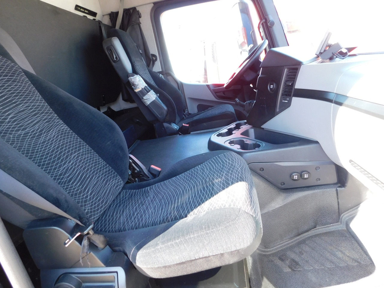 Mercedes Antos - Камион ладилник: слика 5 Mercedes Antos - Камион ладилник: слика 5