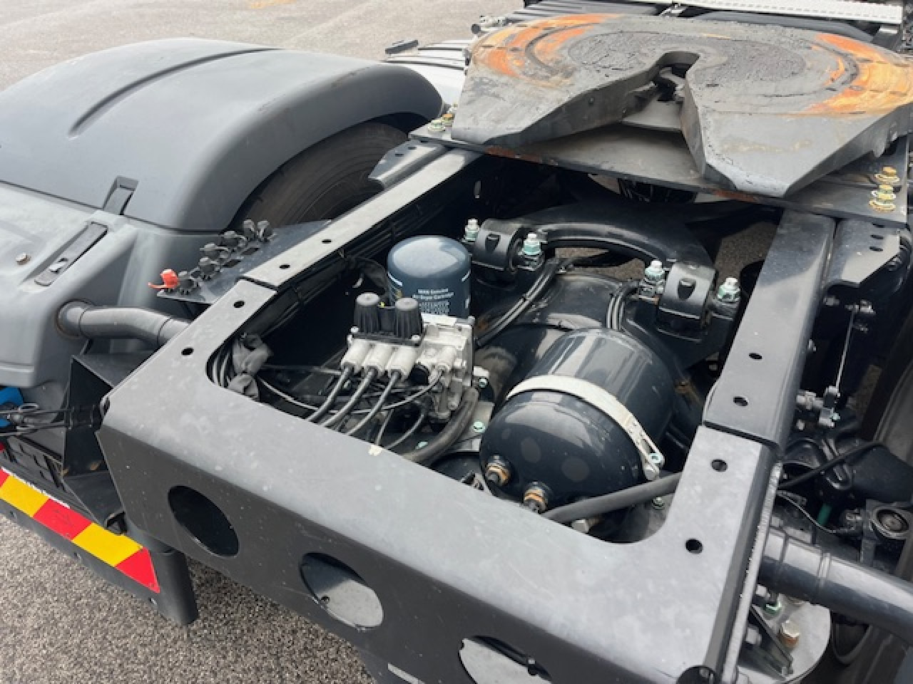 Камион влекач MAN TGX 18.470 4x2 BLS Euro6 Retarder Klima Luftfeder: слика 12