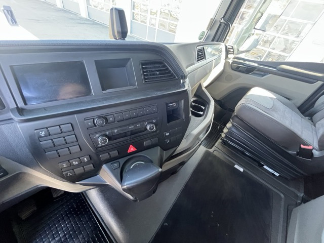 MAN TGX 18.510 4x2 BL-SA Euro6 Intarder Klima - Камион влекач: слика 2 MAN TGX 18.510 4x2 BL-SA Euro6 Intarder Klima - Камион влекач: слика 2