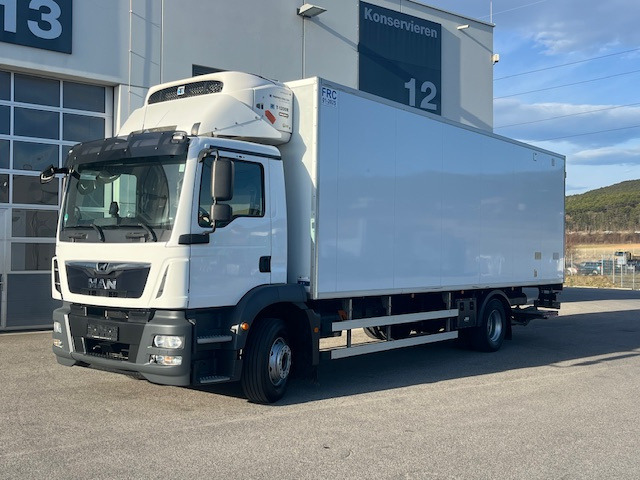 MAN TGM 15.290 4x2 LL Tiefkühler ATP Euro6 Klima - Комбе ладилник: слика 1 MAN TGM 15.290 4x2 LL Tiefkühler ATP Euro6 Klima - Комбе ладилник: слика 1