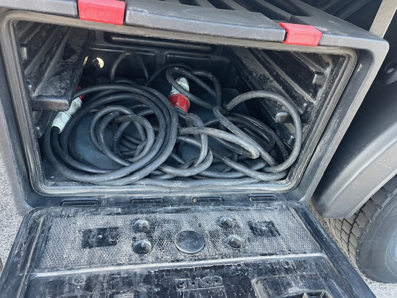 MAN TGM 15.290 4x2 LL Tiefkühler ATP möglich Euro6 - Комбе ладилник: слика 2 MAN TGM 15.290 4x2 LL Tiefkühler ATP möglich Euro6 - Комбе ладилник: слика 2