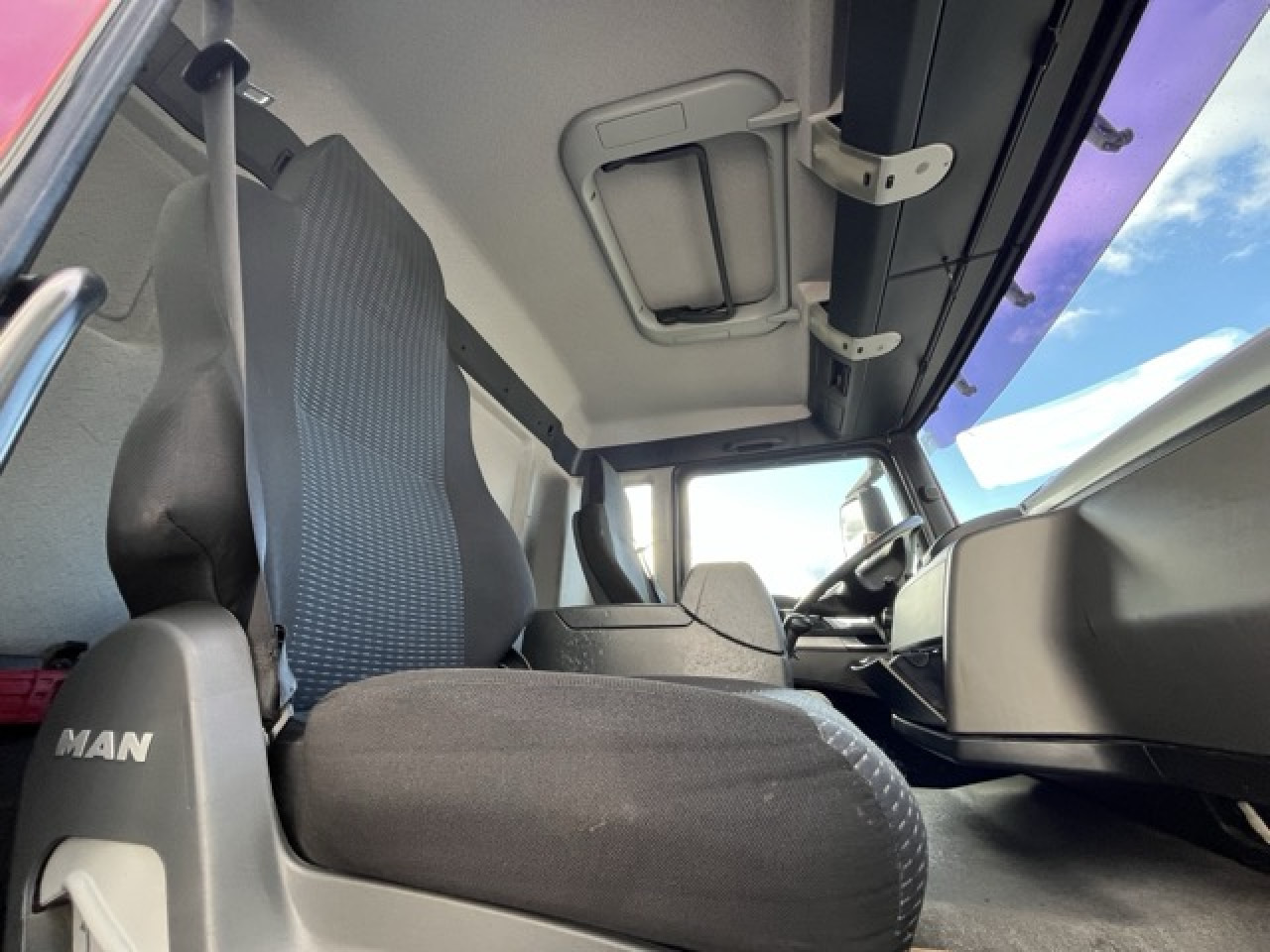 MAN TGS 33.440 6x4 BB mit Heckkran HIAB 166ES-4 Euro5 - Кипер, Камион со кран: слика 4 MAN TGS 33.440 6x4 BB mit Heckkran HIAB 166ES-4 Euro5 - Кипер, Камион со кран: слика 4