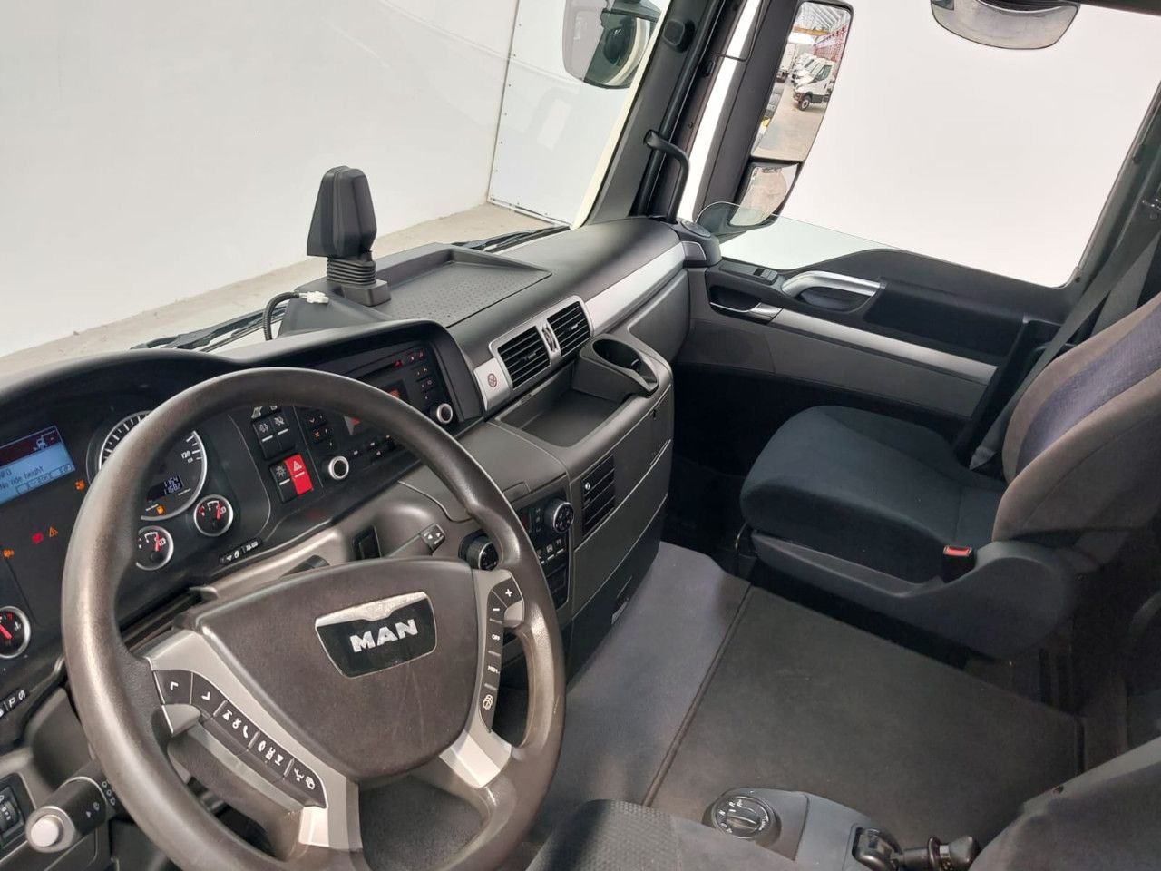 MAN TGX - Камион влекач: слика 5 MAN TGX - Камион влекач: слика 5