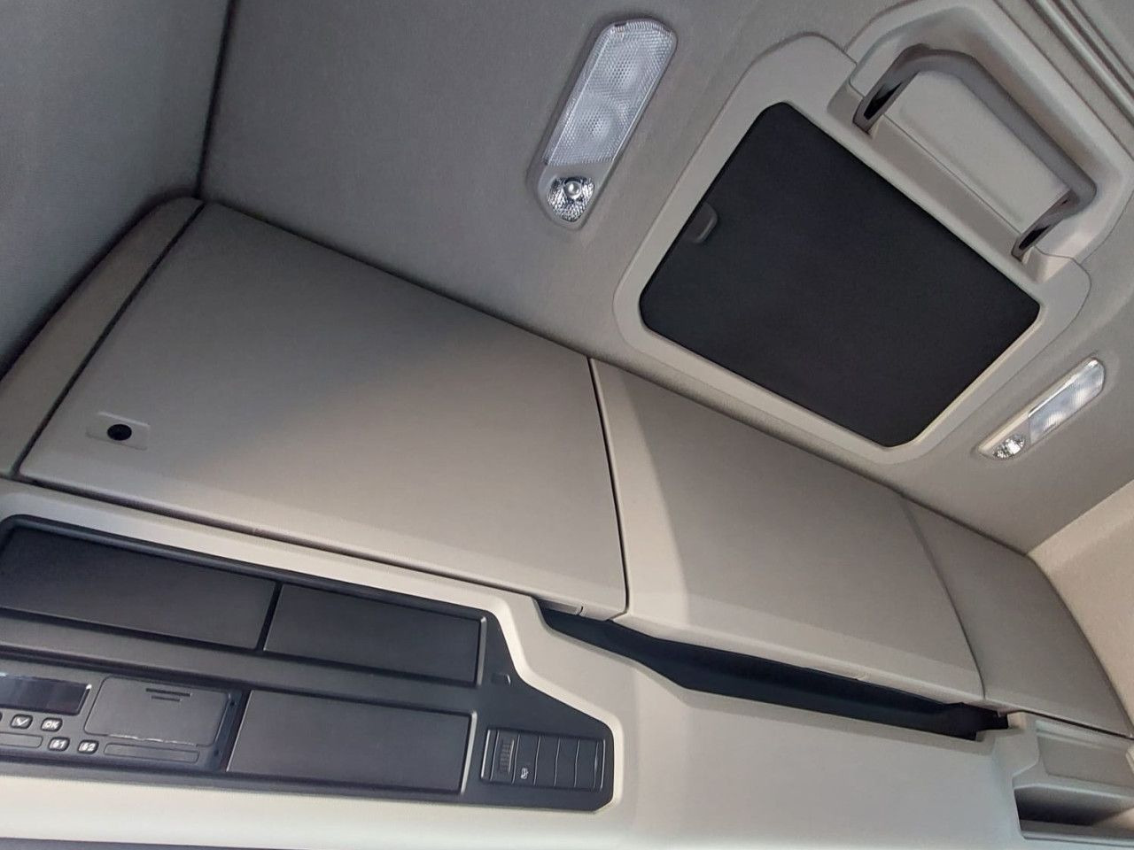 Scania R 460 - Камион влекач: слика 5 Scania R 460 - Камион влекач: слика 5