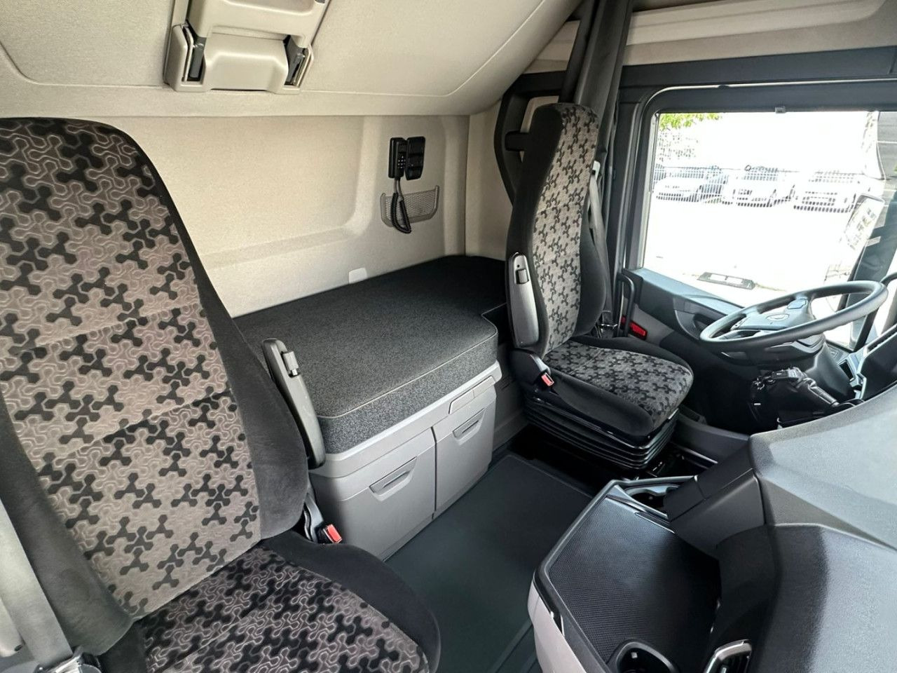 Scania S 500 - Камион влекач: слика 5 Scania S 500 - Камион влекач: слика 5