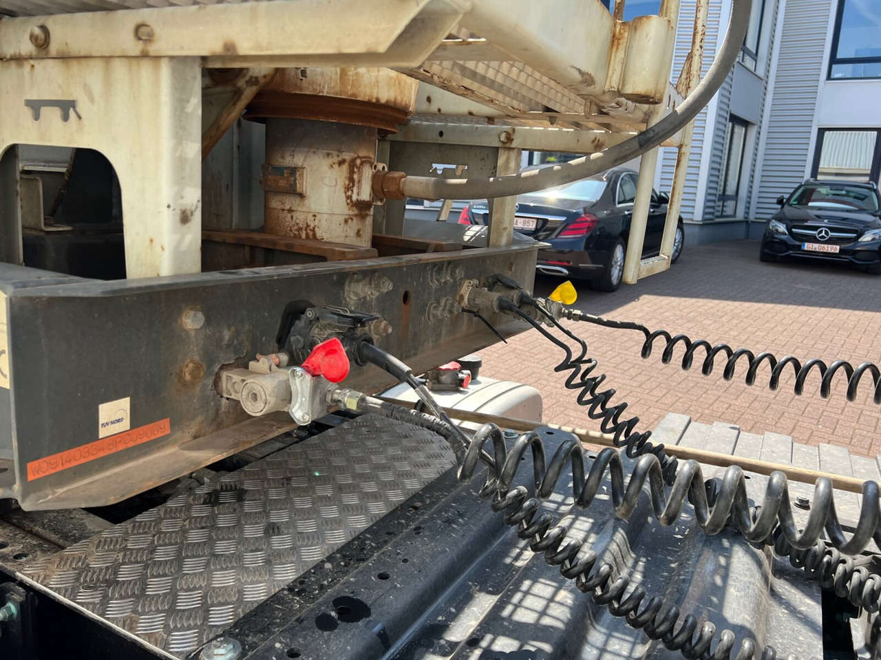 Carnehl CHKS/HH CHKS/HH, Stahlmulde ca. 26m³, Liftachse - Кипер полуприколка: слика 4 Carnehl CHKS/HH CHKS/HH, Stahlmulde ca. 26m³, Liftachse - Кипер полуприколка: слика 4