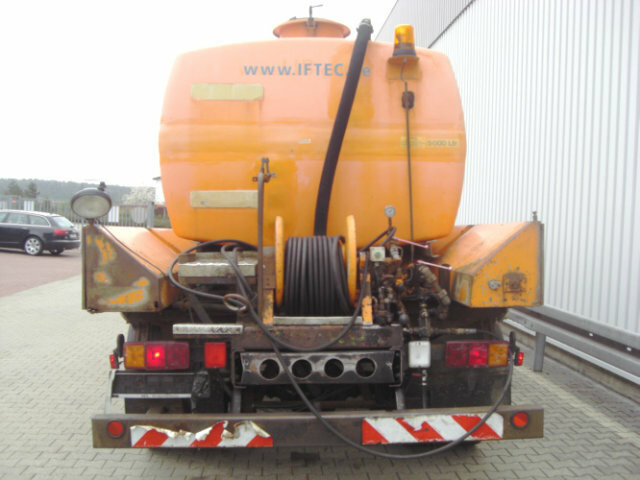DA22, 5.000 ltr. Tank mit Pumpe Spülaufbau DA22, 5.000 ltr. Tank mit Pumpe - Резервоар за складирање: слика 5 DA22, 5.000 ltr. Tank mit Pumpe Spülaufbau DA22, 5.000 ltr. Tank mit Pumpe - Резервоар за складирање: слика 5