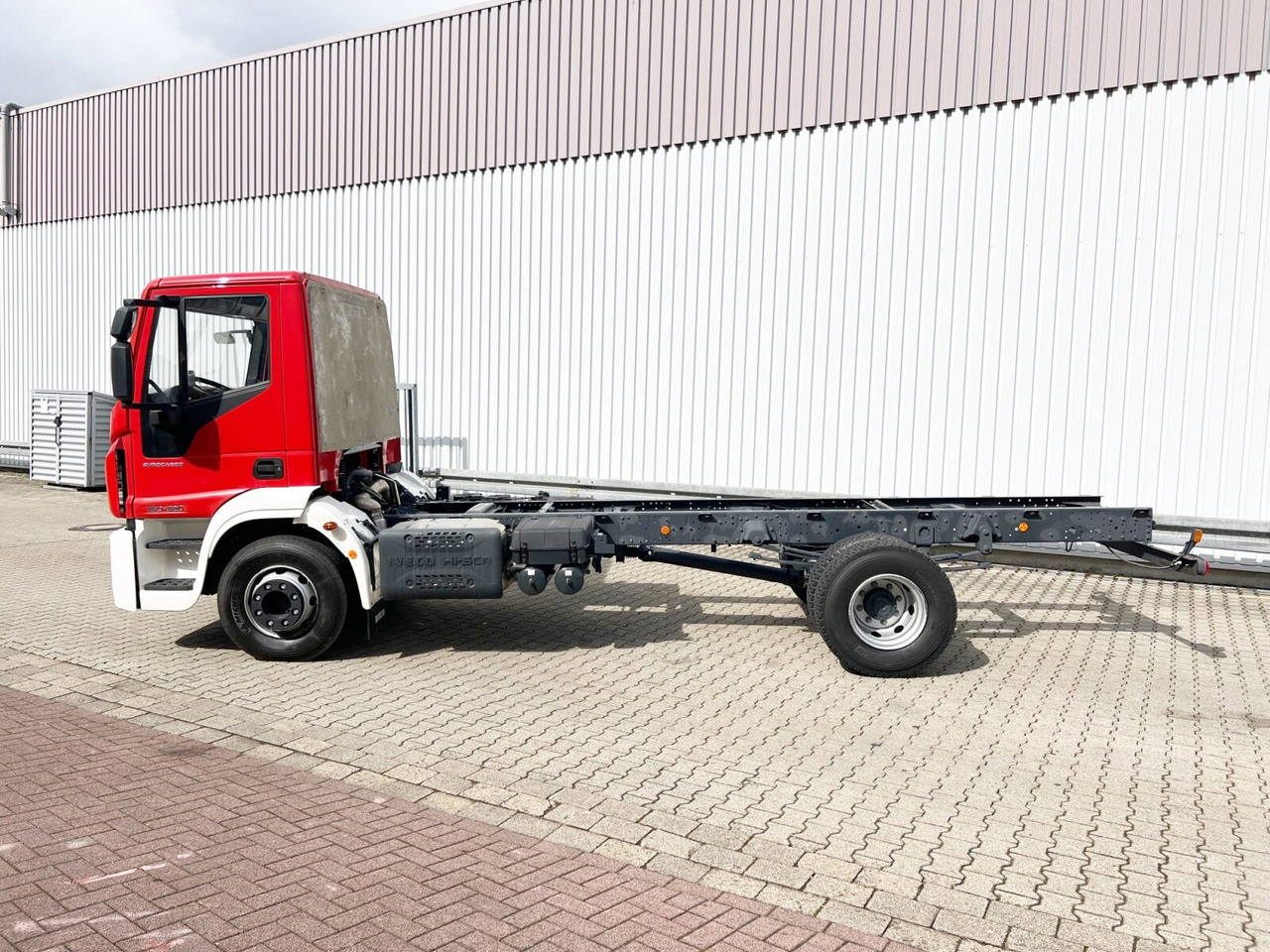 Нов Камион со кабинска шасија EuroCargo ML160E32 4x2 EuroCargo ML160E32 4x2, 5x Vorhanden!: слика 12