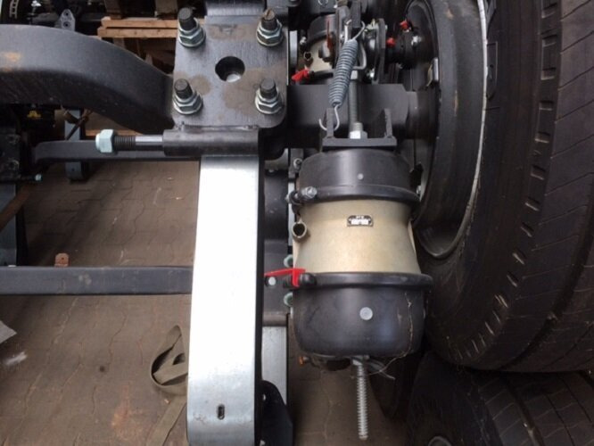 EuroCargo ML160E32 4x2 EuroCargo ML160E32 4x2 mit Teilen für Anhänger und Aufbauten - Автотранспортен камион: слика 5 EuroCargo ML160E32 4x2 EuroCargo ML160E32 4x2 mit Teilen für Anhänger und Aufbauten - Автотранспортен камион: слика 5