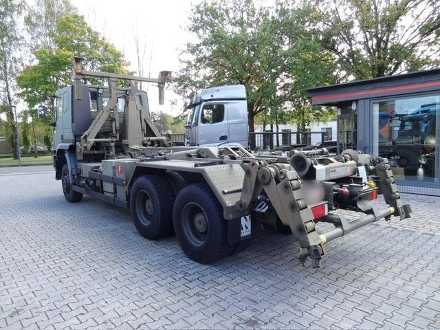 EuroTrakker 260E44W 6X6 EuroTrakker 260E44W 6X6, Retarder, ADR - Камион со кука за подигање: слика 3 EuroTrakker 260E44W 6X6 EuroTrakker 260E44W 6X6, Retarder, ADR - Камион со кука за подигање: слика 3