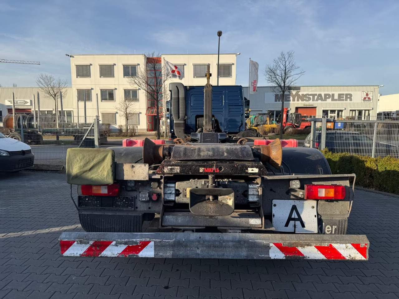 FM 410 6x2 FM 410 6x2, Lenk-/Liftachse - Камион со кука за подигање: слика 4 FM 410 6x2 FM 410 6x2, Lenk-/Liftachse - Камион со кука за подигање: слика 4