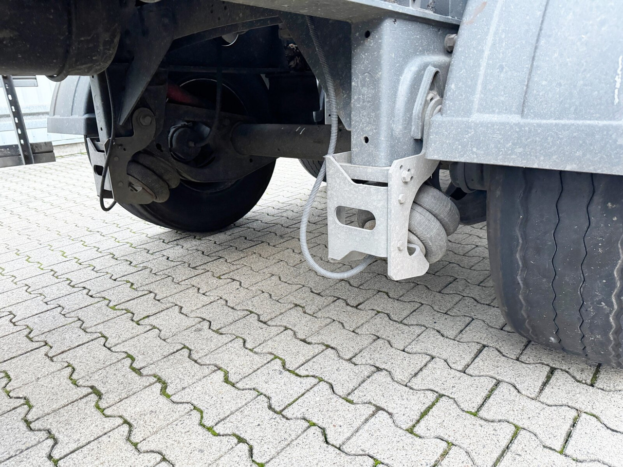 GSODAM GSTB3SL Holzauflieger GSODAM GSTB3SL Holzauflieger, Liftachse - Полуприколка за дрва: слика 3 GSODAM GSTB3SL Holzauflieger GSODAM GSTB3SL Holzauflieger, Liftachse - Полуприколка за дрва: слика 3