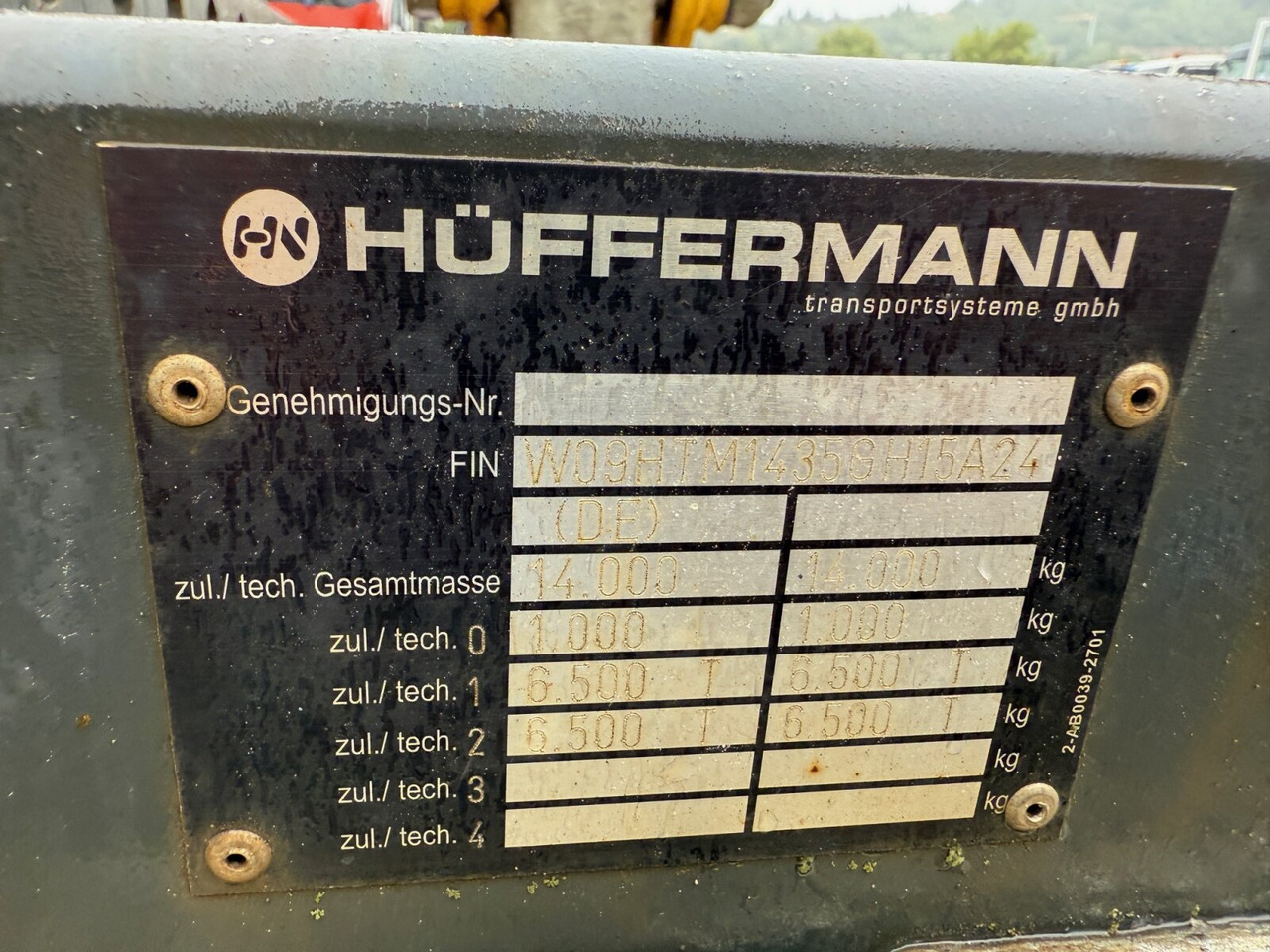 HTM 13.35 P HTM 13.35 P Absetzanhänger - Приколка платформа: слика 2 HTM 13.35 P HTM 13.35 P Absetzanhänger - Приколка платформа: слика 2