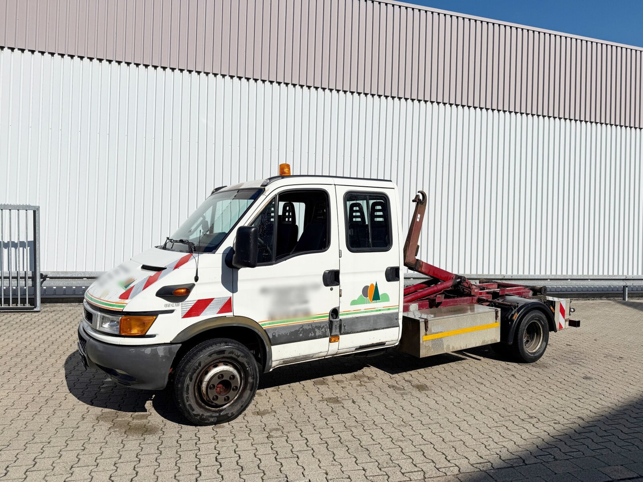 Iveco Daily 65C15D 4x2 Doka Daily 65C15D 4x2 Doka, Grüne Plakette, City-Abroller - Камион со кука за подигање: слика 1 Iveco Daily 65C15D 4x2 Doka Daily 65C15D 4x2 Doka, Grüne Plakette, City-Abroller - Камион со кука за подигање: слика 1