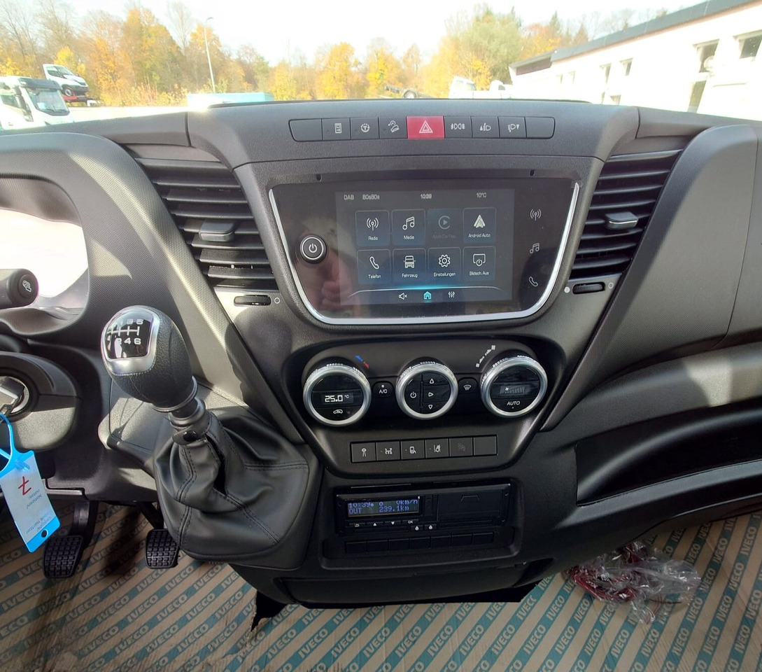 Iveco Daily 72C18H/P DK 4x2 Daily 72C18H/P DK 4x2, Nebenantrieb - Камион со кабинска шасија: слика 3 Iveco Daily 72C18H/P DK 4x2 Daily 72C18H/P DK 4x2, Nebenantrieb - Камион со кабинска шасија: слика 3