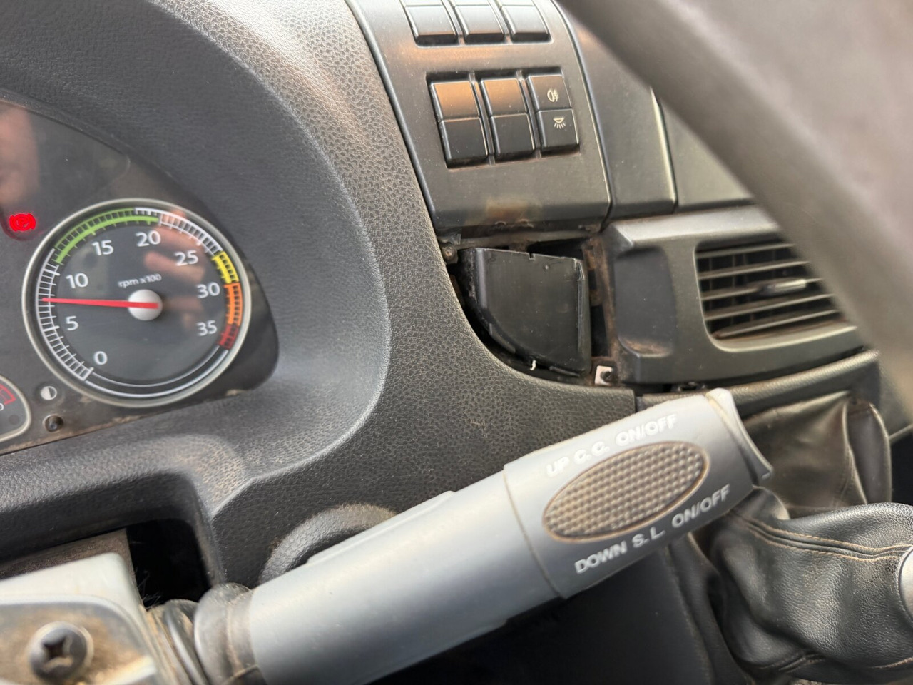 Iveco EuroCargo ML75E16 4x2 EuroCargo ML75E16 4x2, City-Abroller - Камион со кука за подигање: слика 5 Iveco EuroCargo ML75E16 4x2 EuroCargo ML75E16 4x2, City-Abroller - Камион со кука за подигање: слика 5