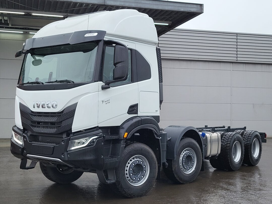 Iveco T-Way 510 8x4 T-Way 510 8x4, 4x VORHANDEN! - Камион со кабинска шасија: слика 1 Iveco T-Way 510 8x4 T-Way 510 8x4, 4x VORHANDEN! - Камион со кабинска шасија: слика 1