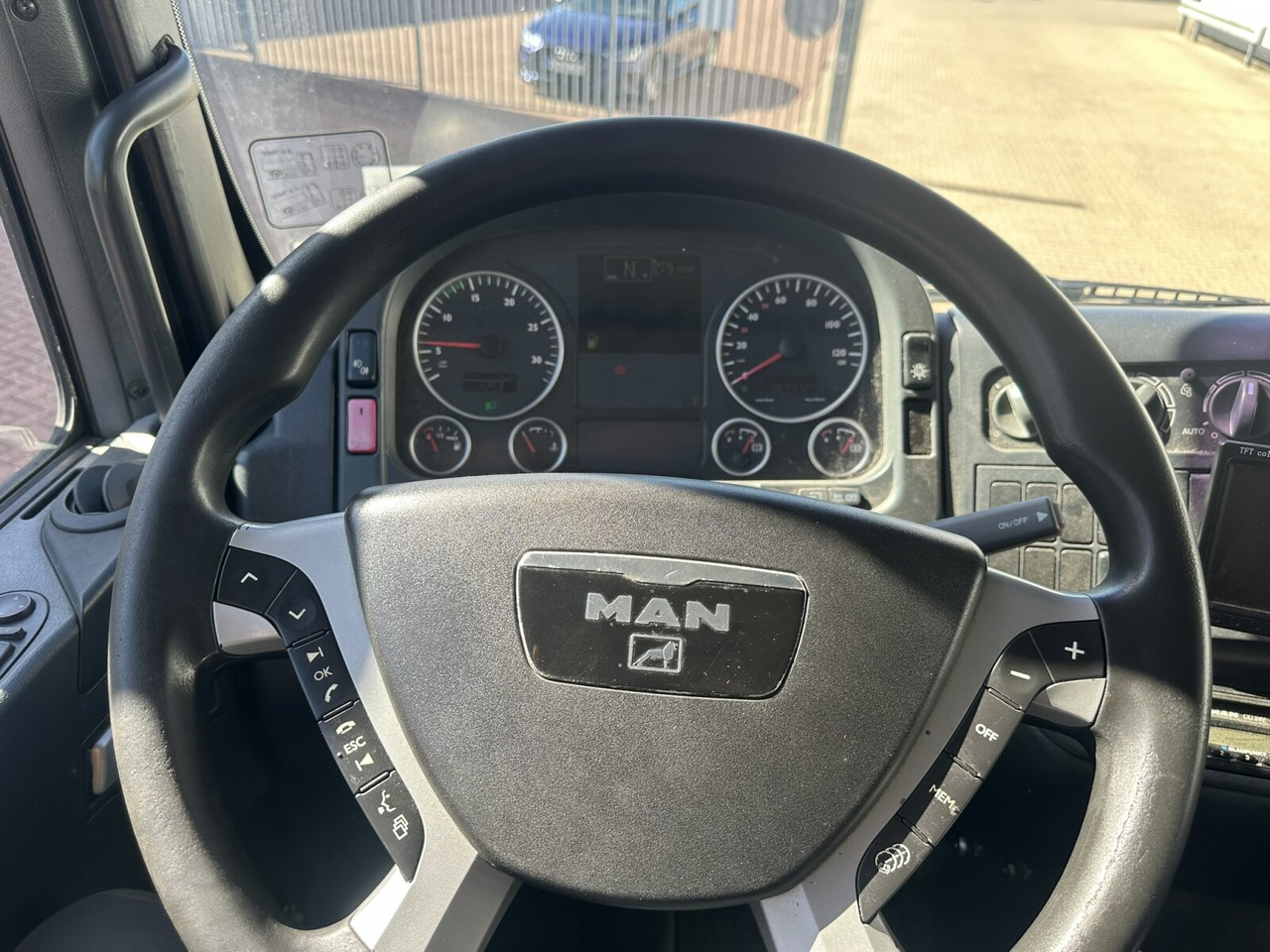 MAN TGA 18.360 LL 4x2 TGA 18.360 LL 4x2 - Камион: слика 5 MAN TGA 18.360 LL 4x2 TGA 18.360 LL 4x2 - Камион: слика 5