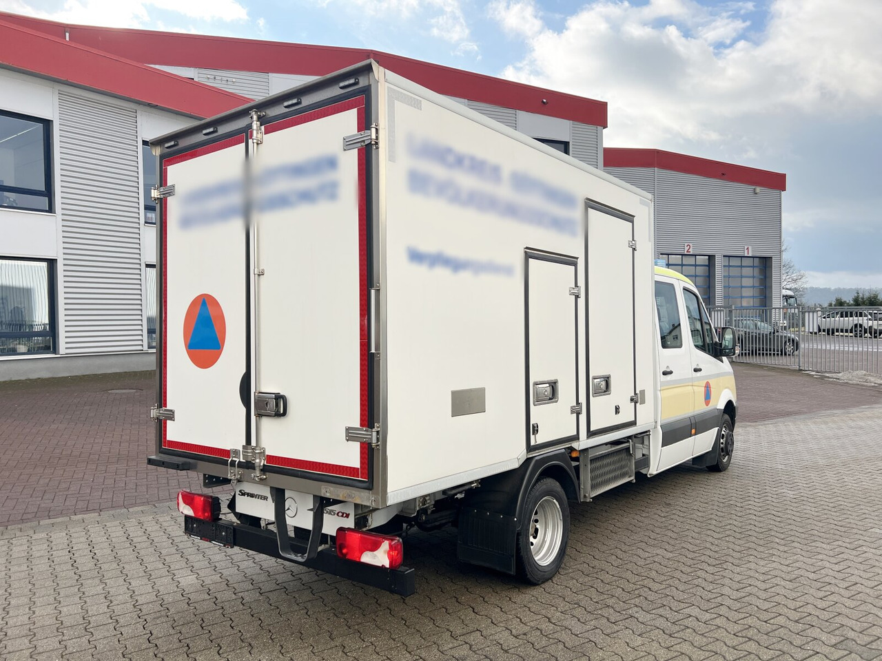 Камион Mercedes-Benz Sprinter 515 4x2 Doka Sprinter 515 4x2 Doka, Kühlkoffer: слика 9