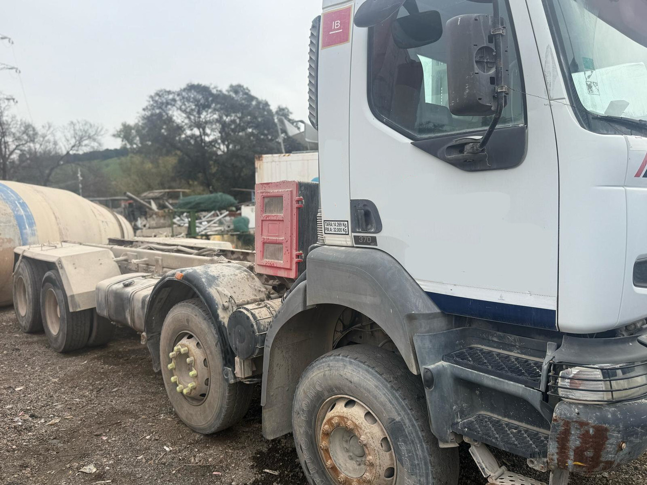 Renault 33FVC2A 8x4 - Камион: слика 4 Renault 33FVC2A 8x4 - Камион: слика 4