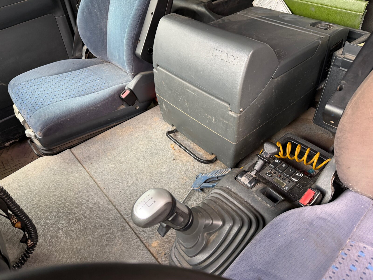 MAN TGA 18.440 4x4 BL TGA 18.440 4x4 BL, Hydraulik - Камион влекач: слика 5 MAN TGA 18.440 4x4 BL TGA 18.440 4x4 BL, Hydraulik - Камион влекач: слика 5