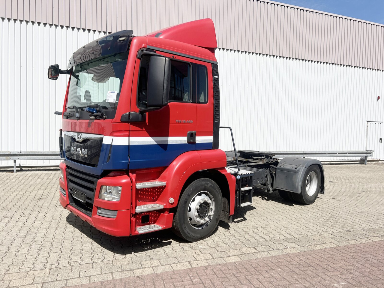 MAN TGS 18.420 4x2 BL TGS 18.420 4x2 BL, Navi - Камион влекач: слика 1 MAN TGS 18.420 4x2 BL TGS 18.420 4x2 BL, Navi - Камион влекач: слика 1