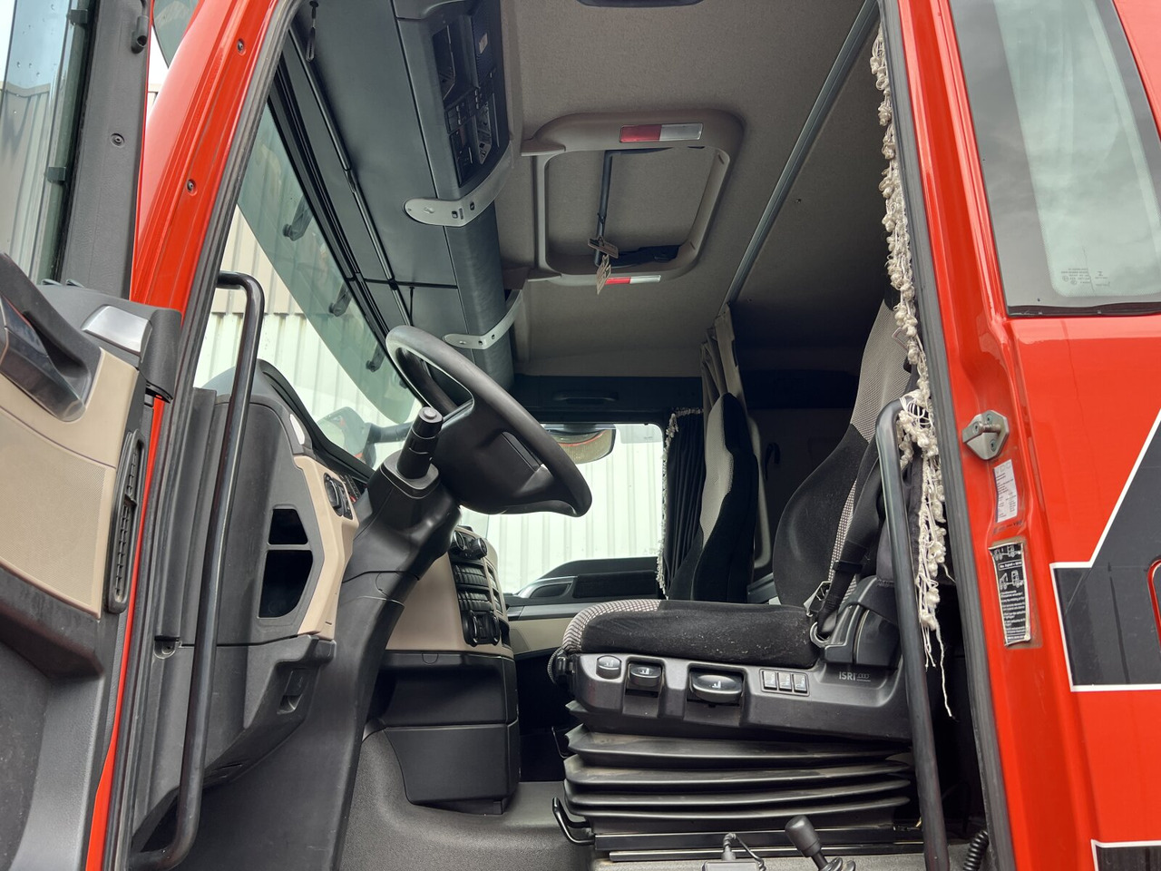 MAN TGX 18.500 4X4H BLS TGX 18.500 4X4H BLS, PriTarder, HydroDrive, Kipphydraulik - Камион влекач: слика 5 MAN TGX 18.500 4X4H BLS TGX 18.500 4X4H BLS, PriTarder, HydroDrive, Kipphydraulik - Камион влекач: слика 5