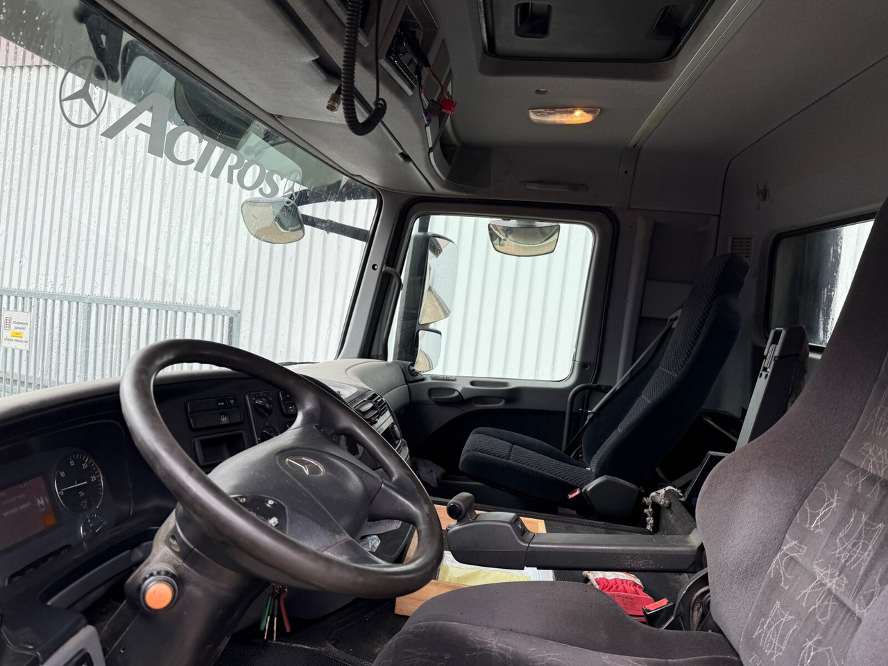 Mercedes-Benz Actros 1841 LS 4x2 Actros 1841 LS 4x2, Kipphydraulik - Камион влекач: слика 2 Mercedes-Benz Actros 1841 LS 4x2 Actros 1841 LS 4x2, Kipphydraulik - Камион влекач: слика 2
