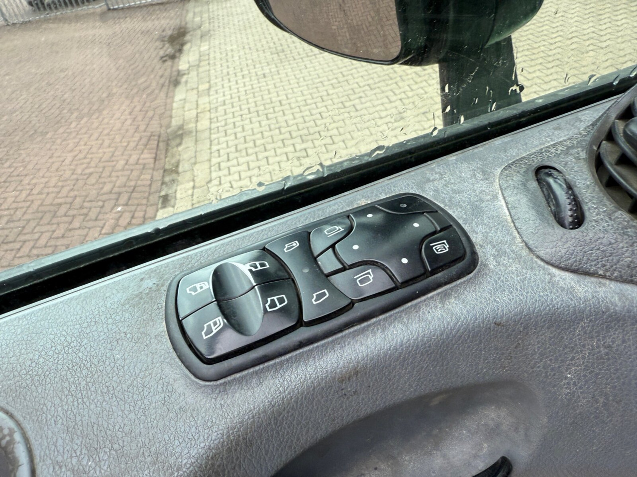 Лизинг на Mercedes-Benz Actros 1841 LS 4x2 Actros 1841 LS 4x2, Kipphydraulik Mercedes-Benz Actros 1841 LS 4x2 Actros 1841 LS 4x2, Kipphydraulik: слика 7
