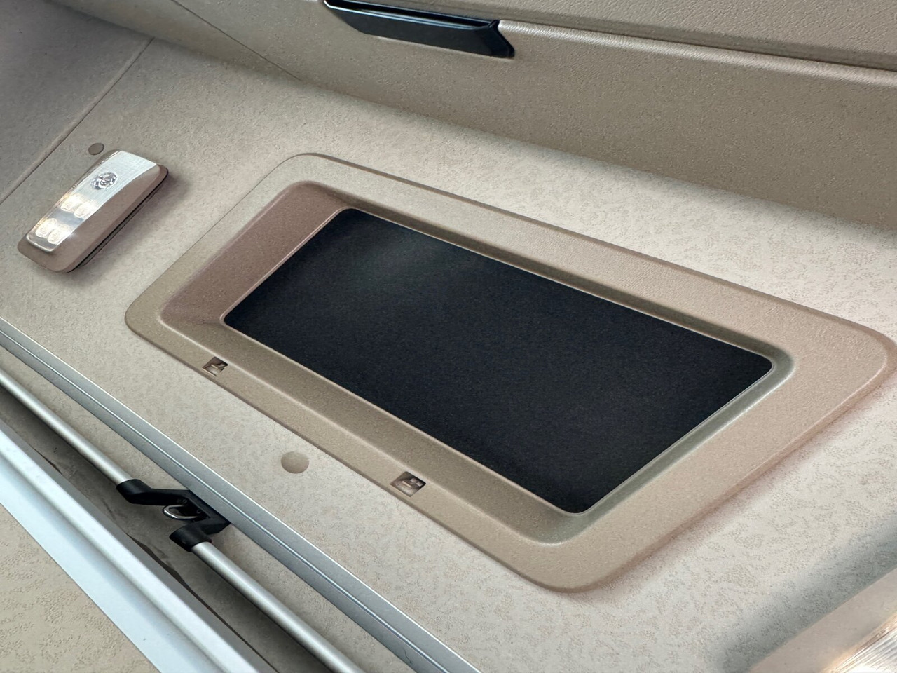 Камион влекач Mercedes-Benz Actros 1848 LS 4x2 Actros 1848 LS 4x2, Vollumer ,Retarder: слика 7 Камион влекач Mercedes-Benz Actros 1848 LS 4x2 Actros 1848 LS 4x2, Vollumer ,Retarder: слика 7