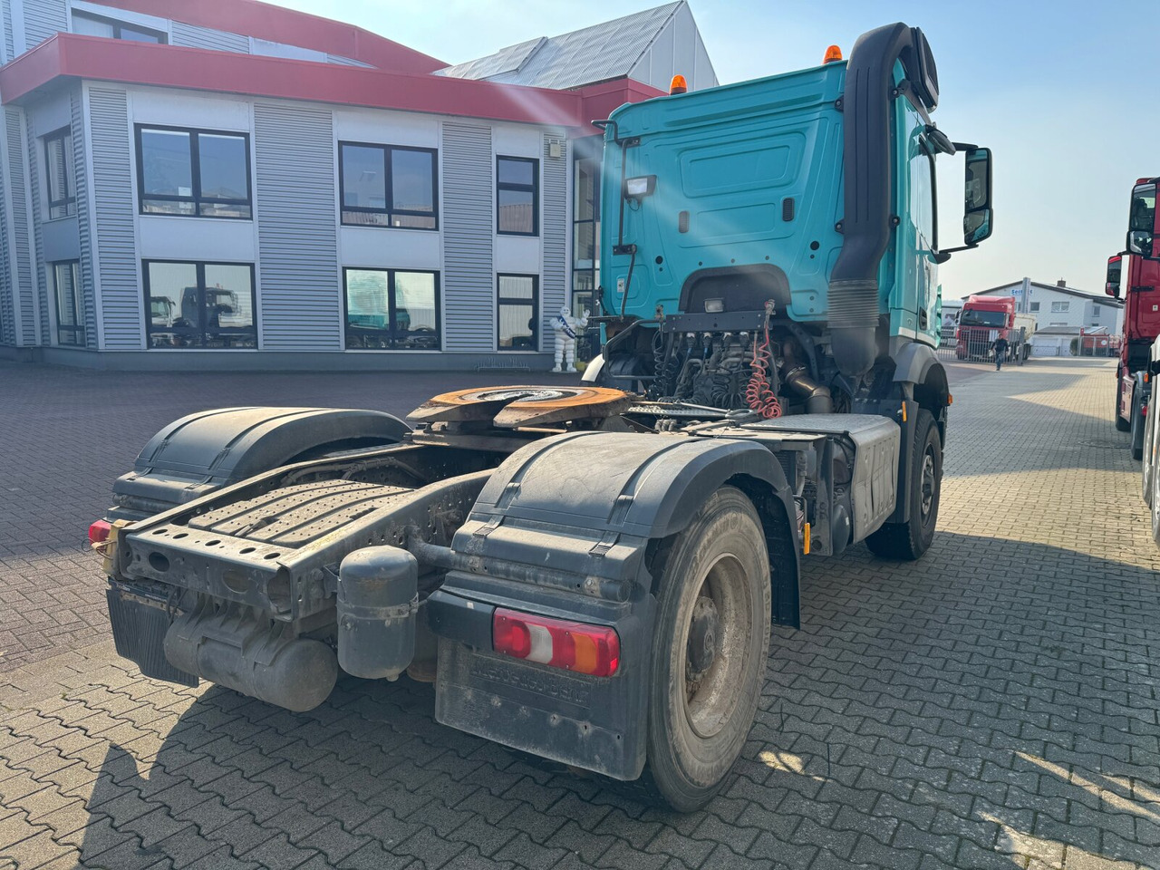 Mercedes-Benz Arocs 1842 LS 4x4 HAD Arocs 1842 LS 4x4 HAD, HydroDrive, Kipphydraulik - Камион влекач: слика 3 Mercedes-Benz Arocs 1842 LS 4x4 HAD Arocs 1842 LS 4x4 HAD, HydroDrive, Kipphydraulik - Камион влекач: слика 3