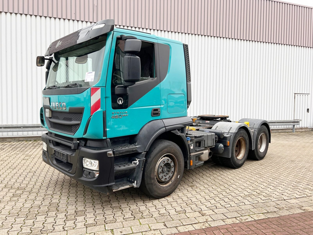 Stralis AT440S46TZ 6x4 Stralis AT440S46TZ 6x4, EEV, Kipphydraulik - Камион влекач: слика 1 Stralis AT440S46TZ 6x4 Stralis AT440S46TZ 6x4, EEV, Kipphydraulik - Камион влекач: слика 1