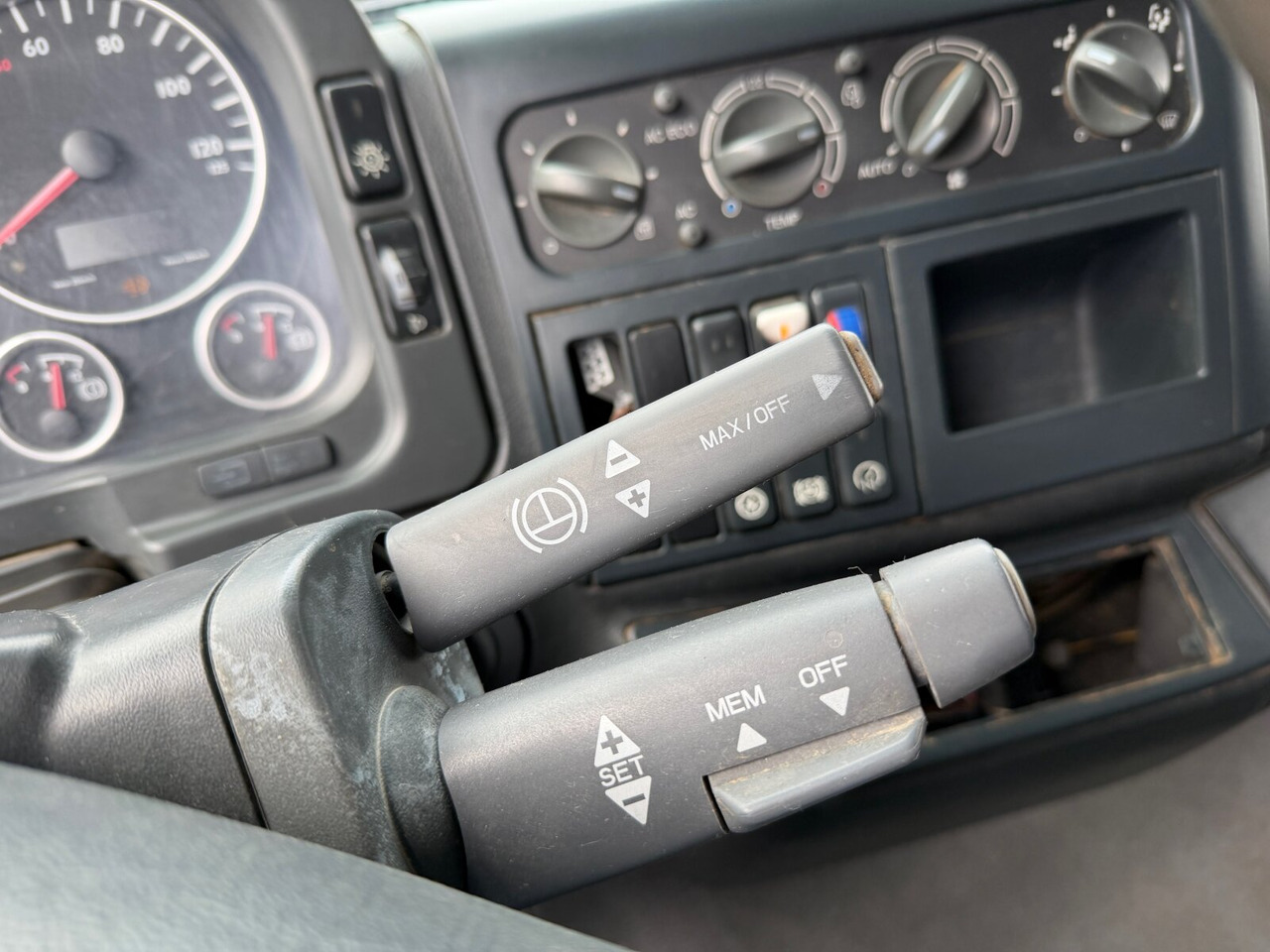 MAN TGA 26.400 6X4 BB TGA 26.400 6X4 BB, Intarder - Кипер: слика 5 MAN TGA 26.400 6X4 BB TGA 26.400 6X4 BB, Intarder - Кипер: слика 5