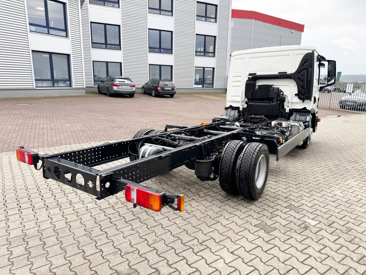 Лизинг на MAN TGL 8.160/190 4x2 BL CH TGL 8.160/190 4x2 BL CH MAN TGL 8.160/190 4x2 BL CH TGL 8.160/190 4x2 BL CH: слика 10