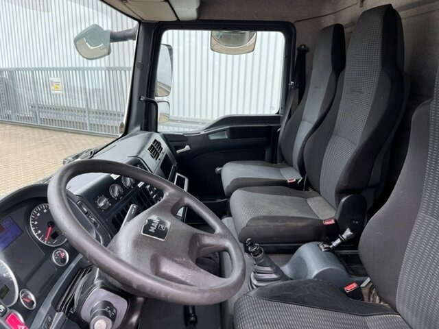 MAN TGL 8.180 4x2 BL TGL 8.180 4x2 BL mit MBB LBW - Камион сандучар: слика 3 MAN TGL 8.180 4x2 BL TGL 8.180 4x2 BL mit MBB LBW - Камион сандучар: слика 3