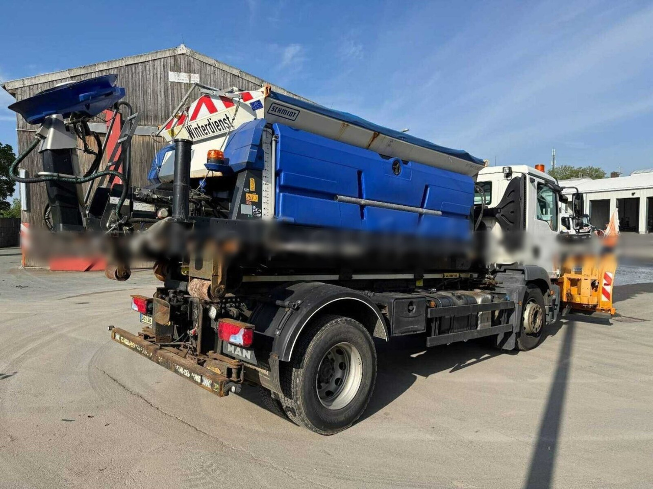 MAN TGM 18.290 4x2 BL TGM 18.290 4x2 BL, Winterdienstausstattung - Камион со кука за подигање: слика 2 MAN TGM 18.290 4x2 BL TGM 18.290 4x2 BL, Winterdienstausstattung - Камион со кука за подигање: слика 2